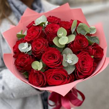 15 Red Roses - code:5072